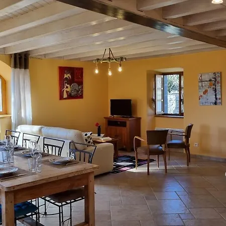 Tatil Evi La Maison De Meme Jeanne Saint-Cirgues (Haute-Loire)